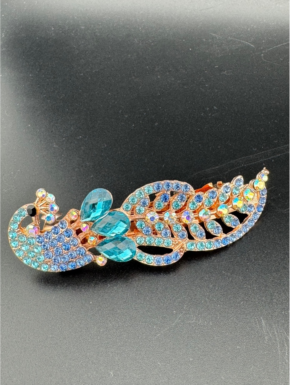 Elegant Crystal Peacock Ponytail Barrette Clip 🦩